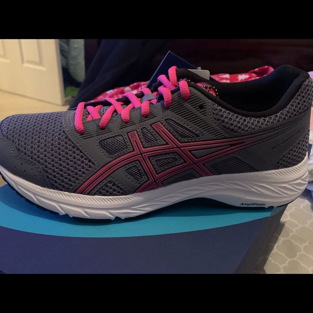 Women’s ASICS shoes
